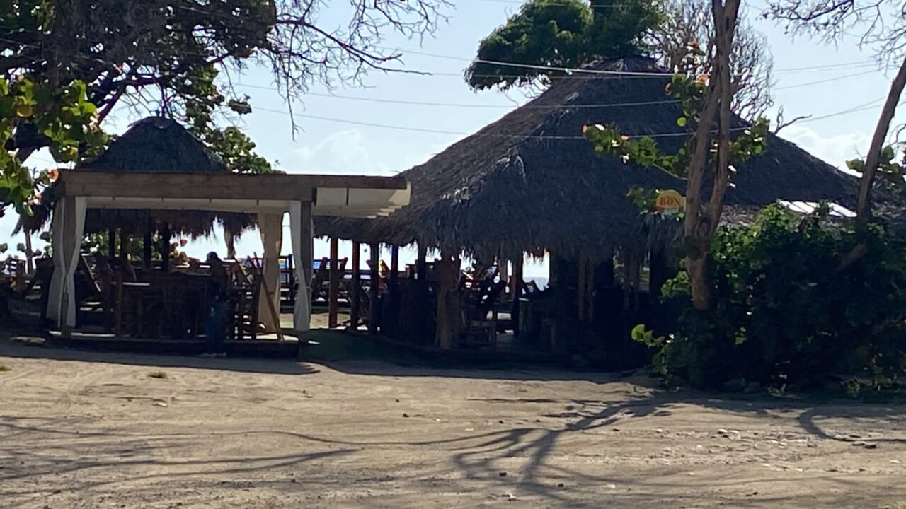 EDITORIAL                                                                   HAITI….                                                                               SUS VISICISTUDES, SUS DESGRACIA