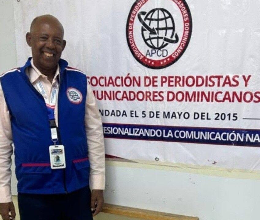 EDUCACION CONTINUADA                                      LA ASOCIACION DE PERIODISTA Y COMUNICADORES DEL CIBAO DIRIGIDA POR EL LIC JUAN ABREU